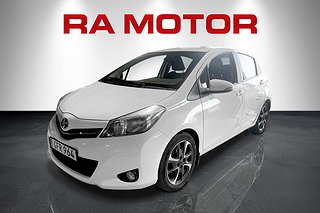 Halvkombi Toyota Yaris 1 av 39
