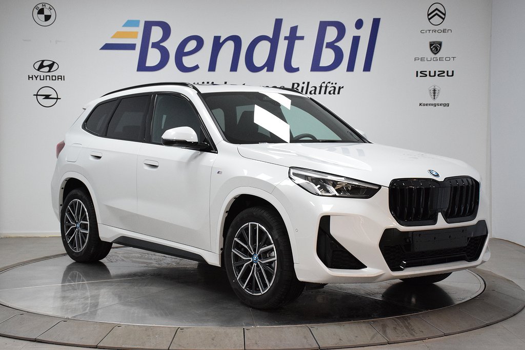 BMW X1 xDrive25e / M Sport / INKL. V-HJUL / 4,95% / Panorama