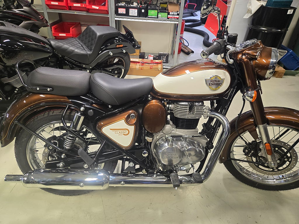 Royal Enfield CLASSIC 350 *KAMPANJ PRIS* 