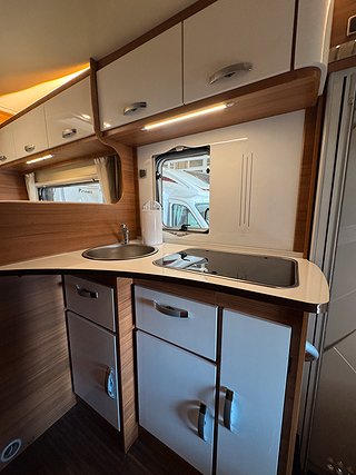 Husbil-alkov Elnagh Baron 22 4 av 24