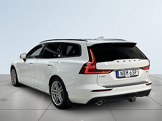 Volvo V60 T6 Twin Engine AWD Momentum Drag Pvärm Kamera SoV – bild 5