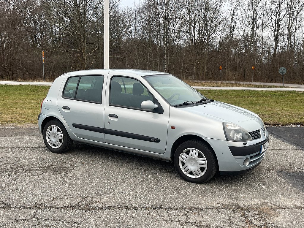 Renault Clio 5-dörrars Halvkombi 1.2 Expression