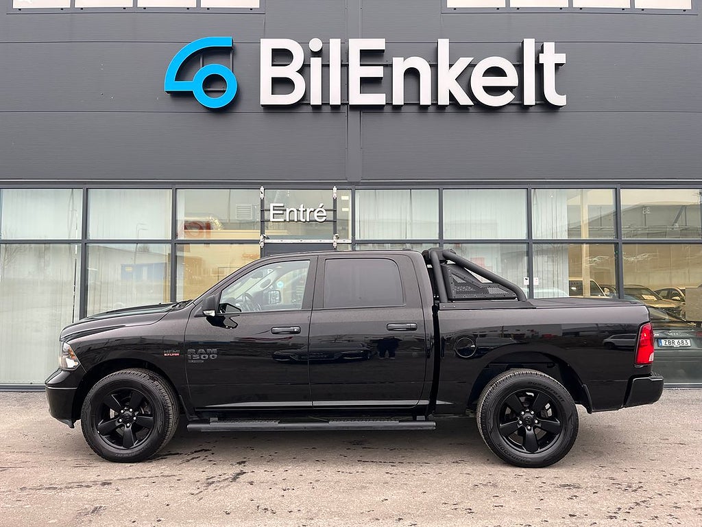 RAM 1500 Crew Cab 5.7 V8 Hemi Classic Black B-Kamera Drag