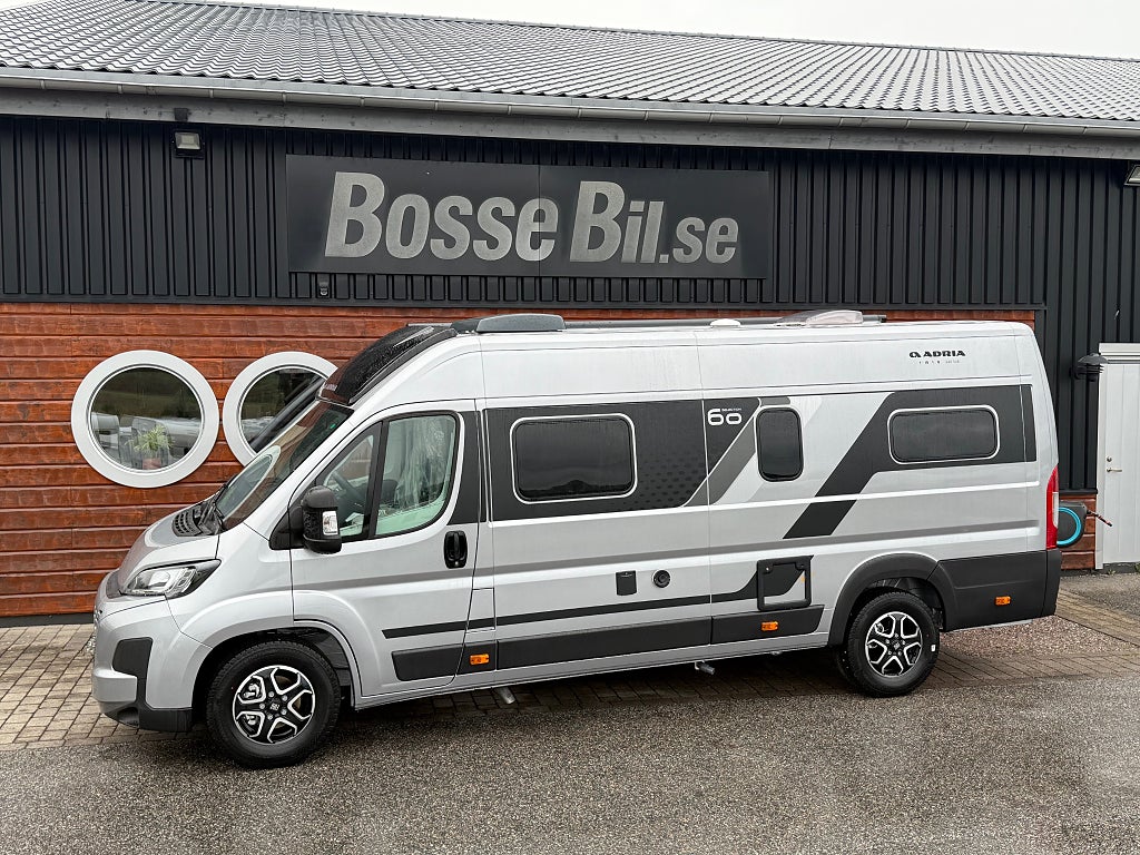 Adria Twin 640 SLB 60 YEARS