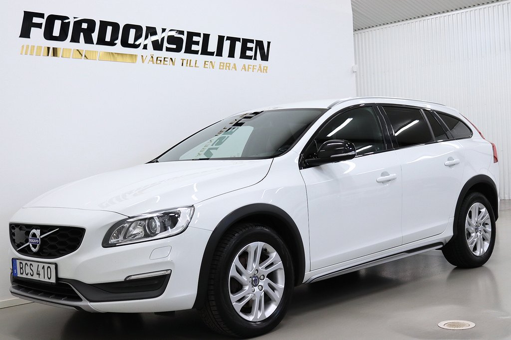 Volvo V60 Cross Country D4 AWD Momentum Navi Värmare 190hk 