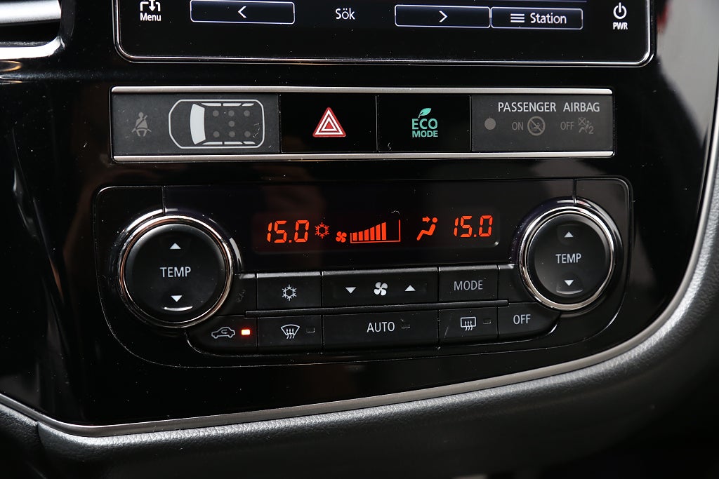 Mitsubishi Outlander PHEV 224hk Business Aut 4WD Skinn 360°-kamera Drag 2019