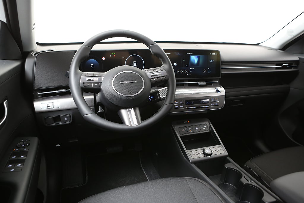 Hyundai Kona EV 65.4kWh Essential | kamera Navi Värmepump fd.demobil 2026