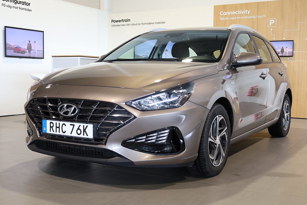 Hyundai i30 1,0 T-GDi 120hk MHEV Essential Kombi Aut Kamera 2023