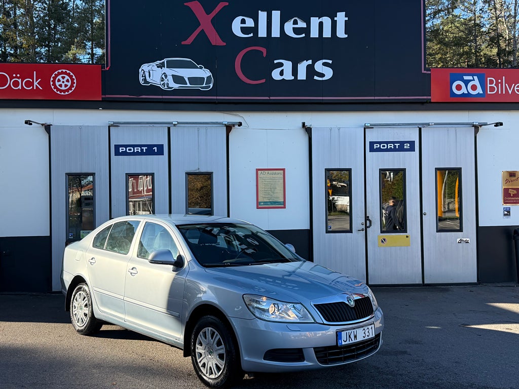 Skoda Octavia 1.6 MPI Multifuel Ambiente P-Sensor 102hk Drag