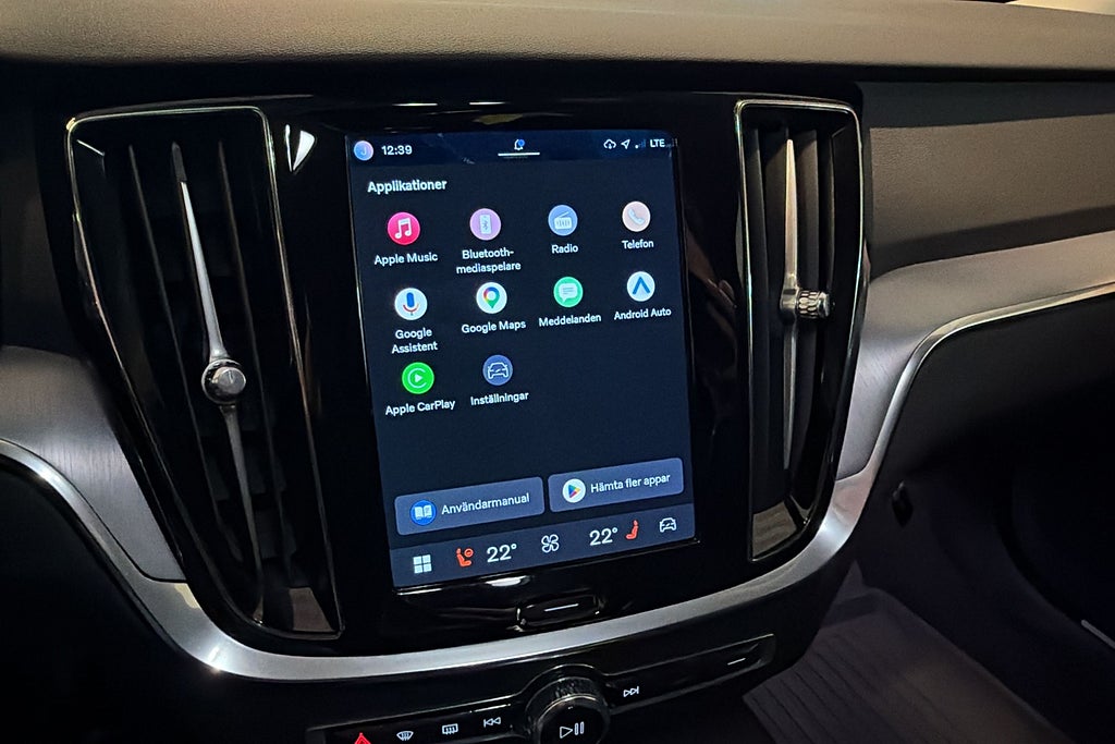 Volvo V60 Recharge T6 AWD Aut Core Edition V-hjul Värmare Kamera  miniatyr 9