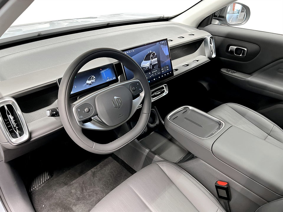 Bild på Leapmotor B10 Design ProMax 218hk - PRIVATLEASINGKAMPANJ!