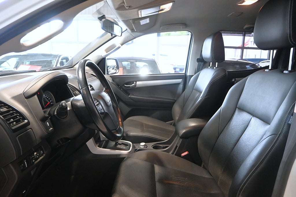 Isuzu D-Max 2019 - miniatyr 10