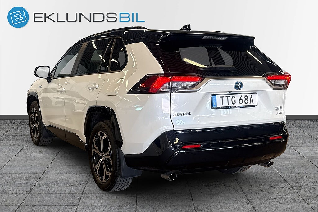 Toyota RAV4 2021