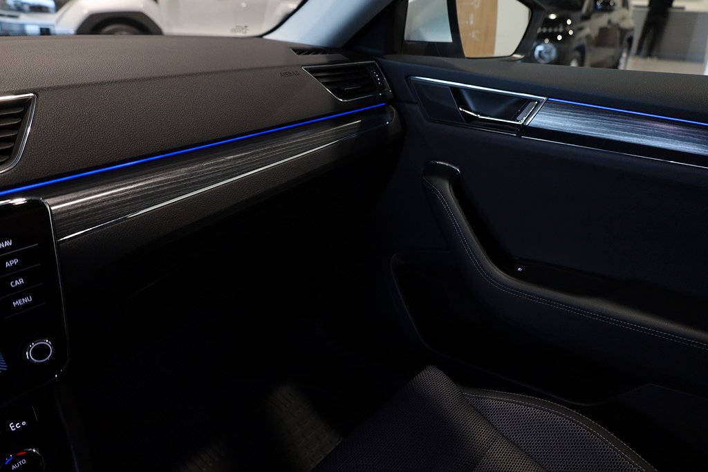 Skoda Superb iV Kombi 1,4 Plug-in Hybrid Style Navi Drag 2022