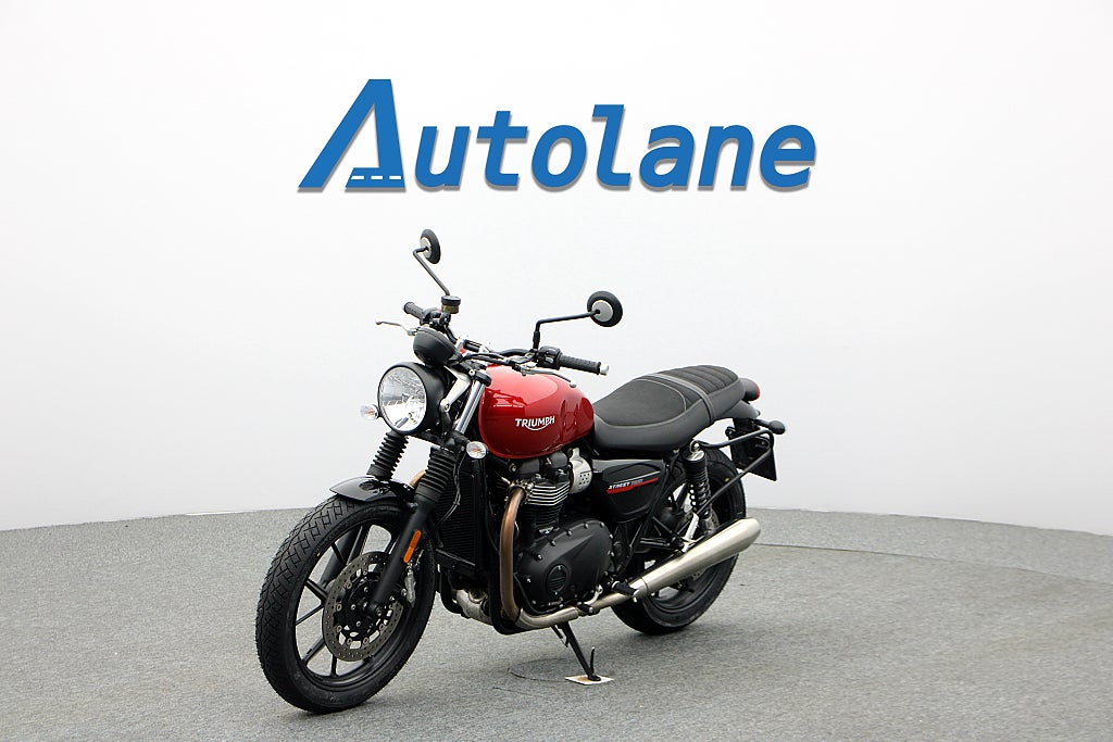 Triumph Triumph Street Twin 900* Nya däck Nyservad* Endast 1-Ägare