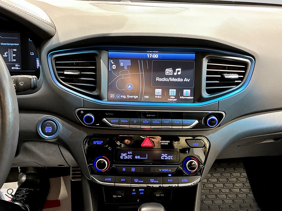 Bild på Hyundai IONIQ PRE Plus PHEV 1.6 164hk Aut INFINITY ELSTOL B-KAMERA