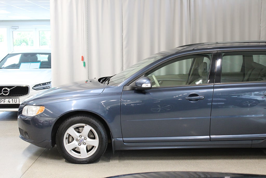 Volvo V70 2.4D Geartronic Momentum, Drag, S&V-hjul