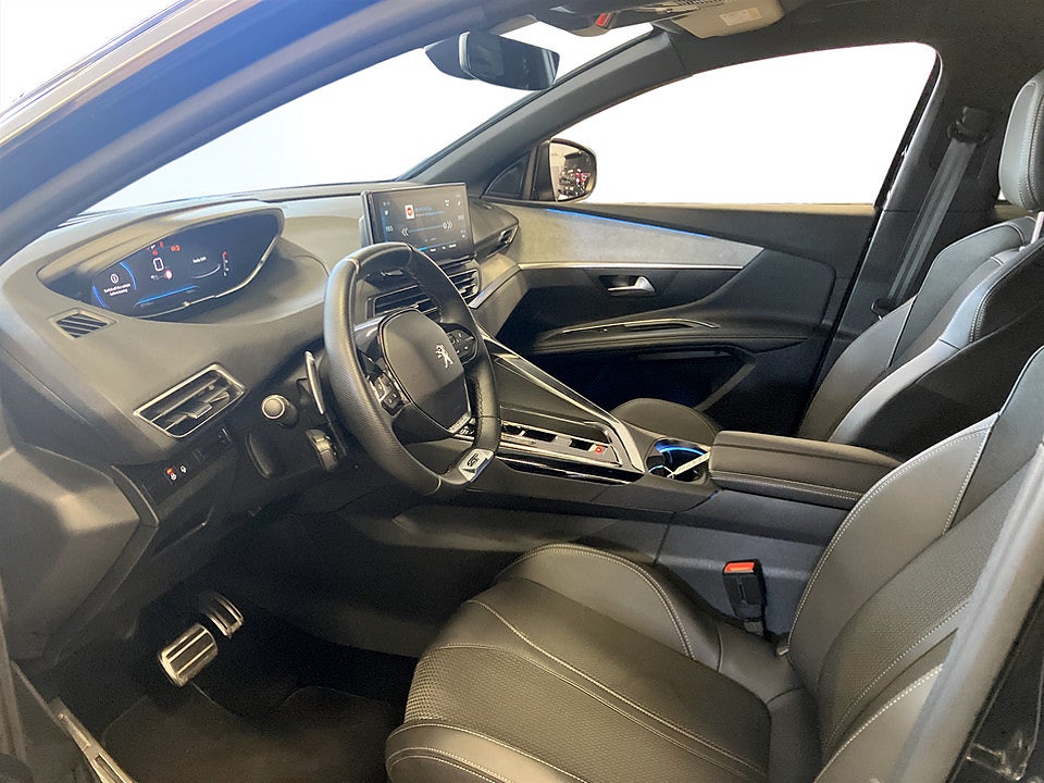 Bild på Peugeot 3008 GT 1.2 PT 130hk Aut B-KAMERA CARPLAY