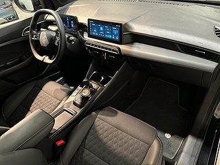 MG 3 Hybrid+ Luxury Metallic 360° GPS Pvärm S/V-hjul MOMS