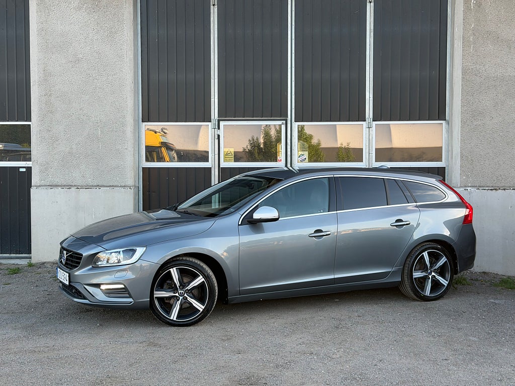 Volvo V60 D3 R-Design Classic B-Kamera Värmare VOC Blis Adaptiv 