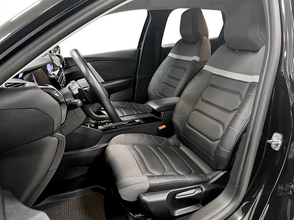 Bild på Citroën C4 Shine 1.2 PT 130hk Aut - B-KAMERA, EN ÄGARE