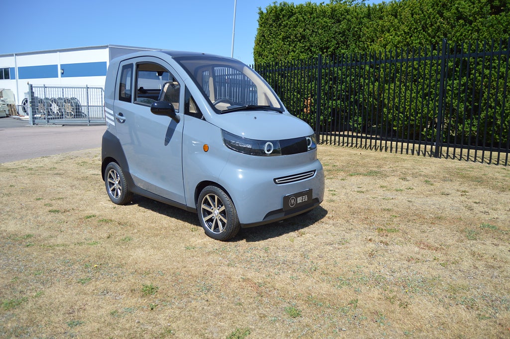 AIMA körkortsfri-mopedbil **mopedbil** Kom och provkör