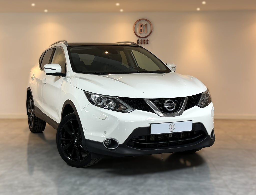 Nissan Qashqai 1.6 dCi DPF XTRONIC-CVT 360° GPS DRAGKROK PANORAMA