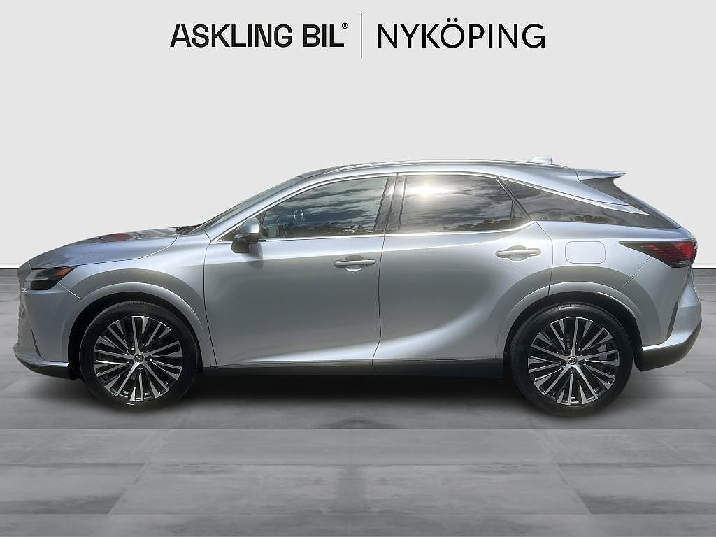 Lexus RX 2023 - miniatyr 3