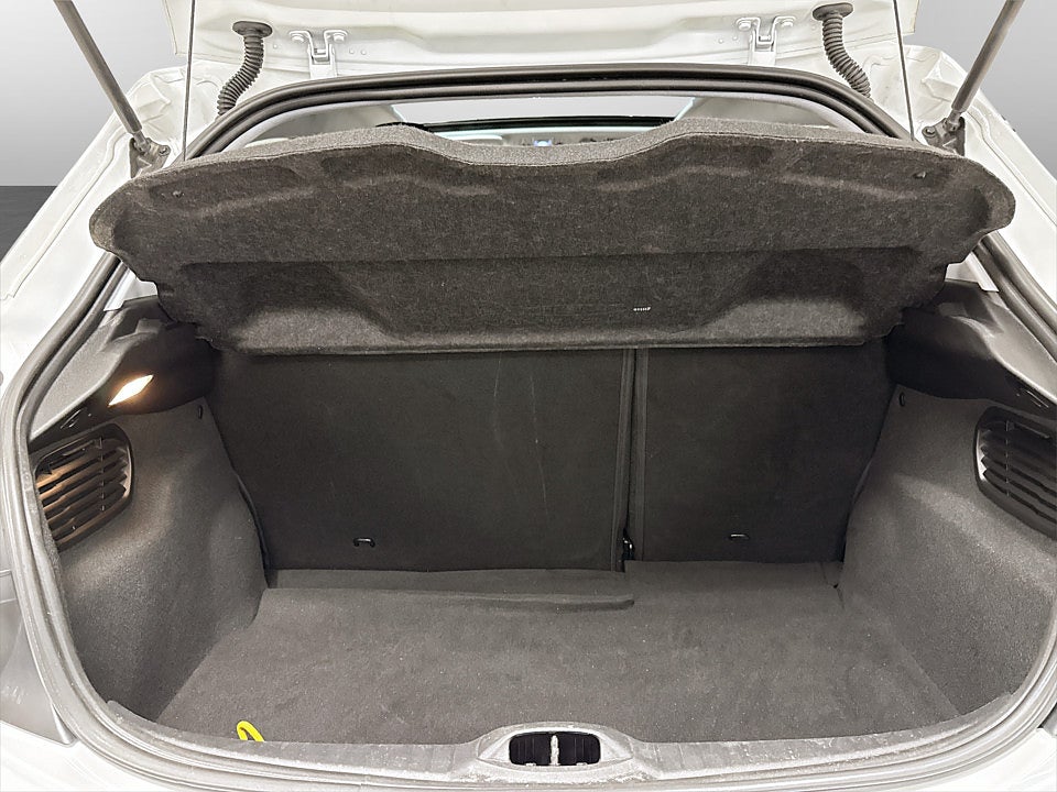 Bild på Peugeot 208 Style 5D 1.2 PT 82hk PANO BACKSENSORER