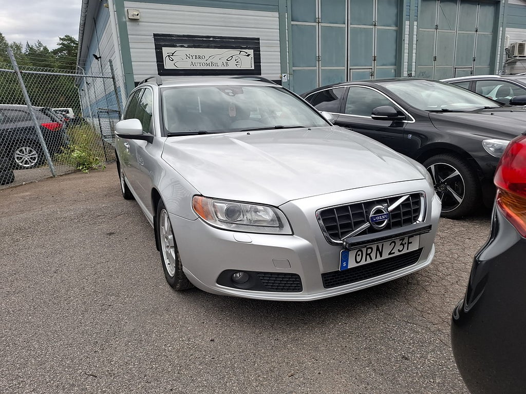 Volvo V70 DRIVe Momentum Euro 5&Dragkrok&KamremBytt&servad