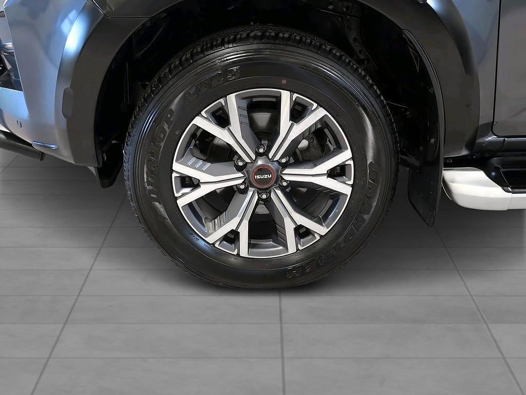 Isuzu D-Max XRL Crew Cab 1.9 CNG 4WD 163 hk OMGÅENDE LEVERANS