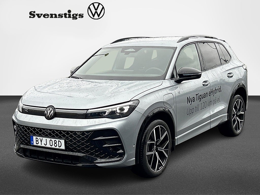 Volkswagen Tiguan R-Line E-Hybrid 272hk IQ-Matrix Dragkrok