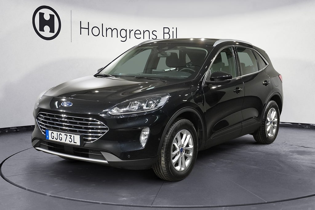 Ford Kuga 0,95% ränta Plug-In Hybrid Titanium Business Edt. Drag