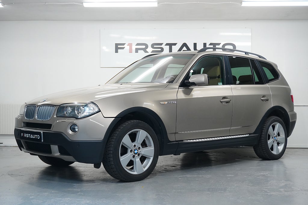 BMW X3 3.0sd 286HK Comfort Låga mil Unik Drag Navi Skinn