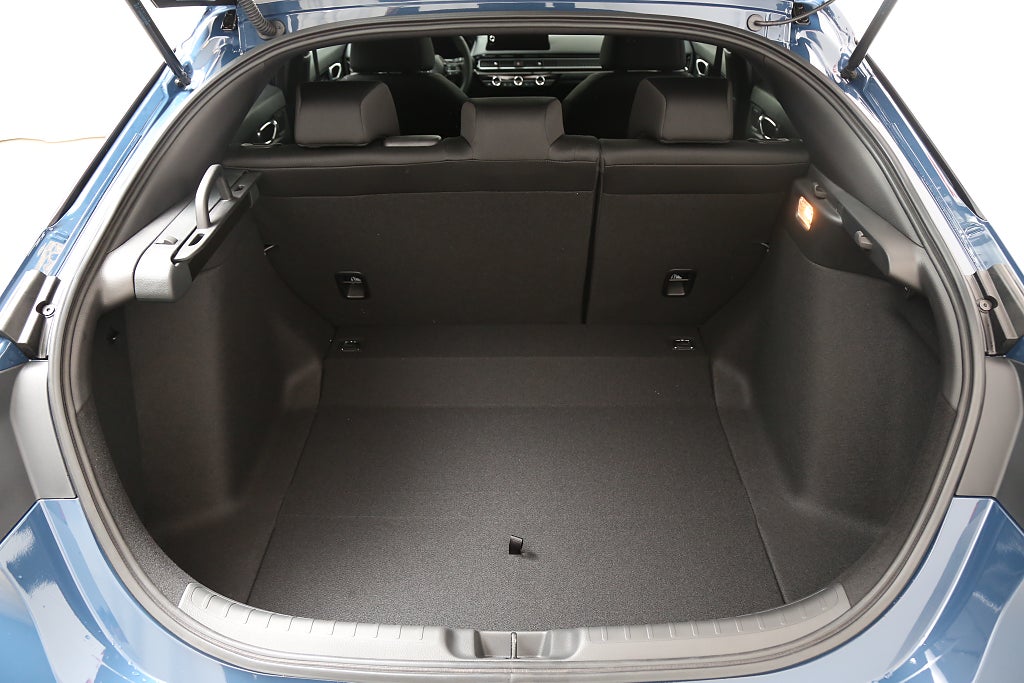 Honda Civic Elegance FullHybrid 184Hk | 8 År garanti | I lager