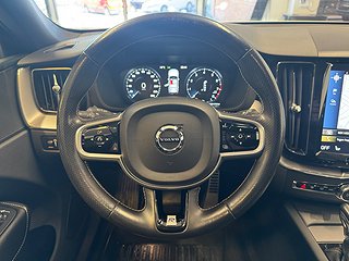 Volvo XC60 T5 AWD R-Design/Drag/Bvärm/Kamera/Navi/Rattvärme