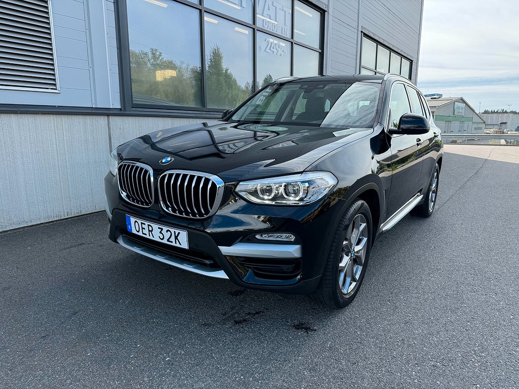 BMW X3 XDrive 20i  X-LINE Navi Svensksåld