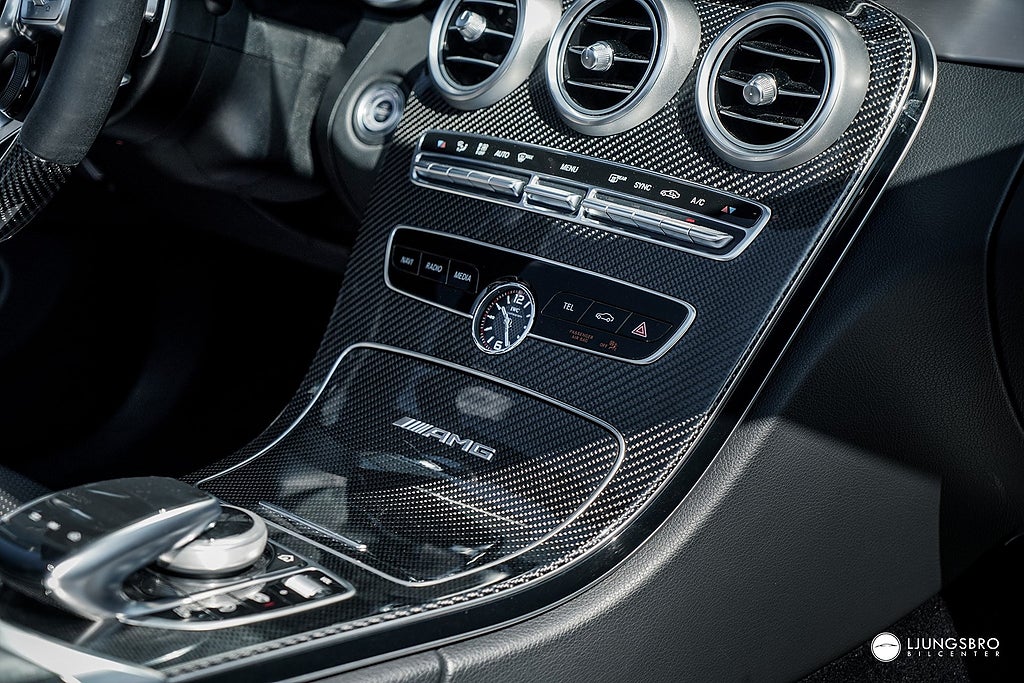 Mercedes-Benz C63 S 2021 - miniatyr 26