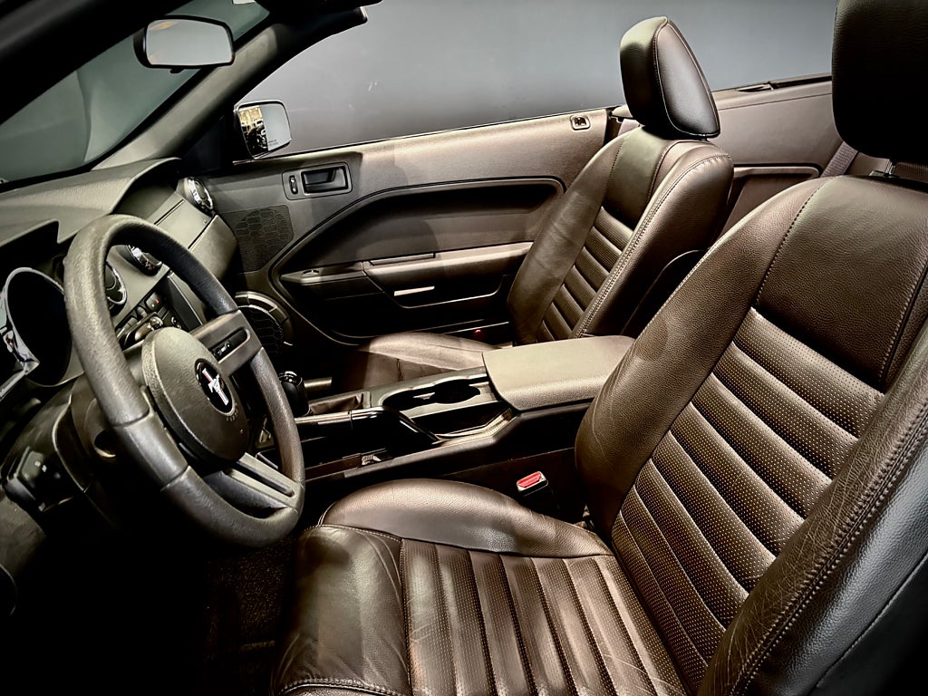 Ford Mustang GT V8 Convertible OBS! 2800mil - bild 5