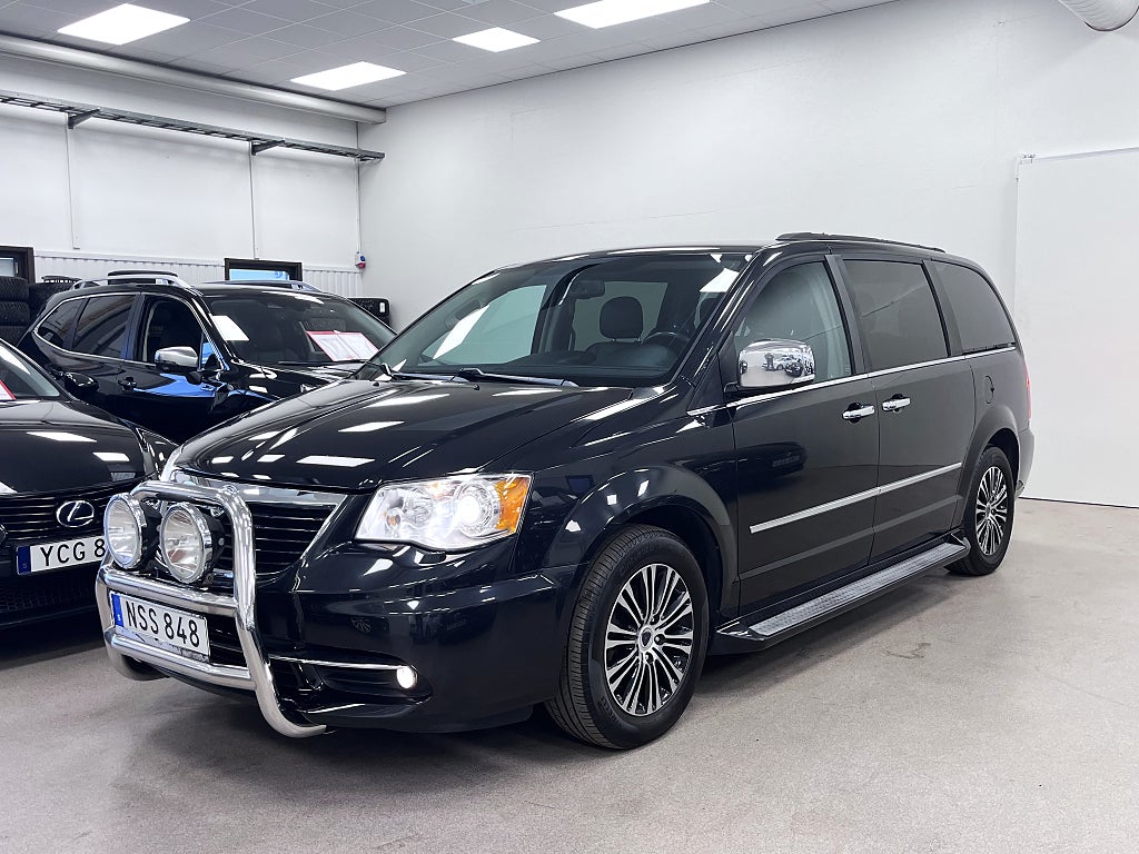 Lancia Voyager 2.8LX GOLD DVD ELDÖRR B-KAM GPS DRAG S&V HJUL