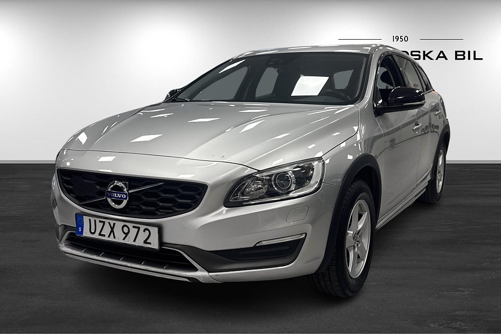 Volvo V60 Cross Country D3 Momentum Dragkrok Fullservad