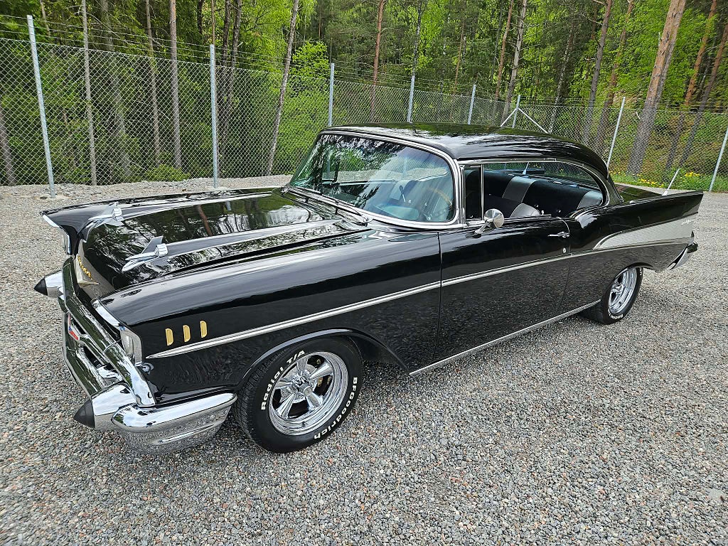 Chevrolet Bel Air Sport Coupé Crate 350 samt 700 låda Skivbromsar mm