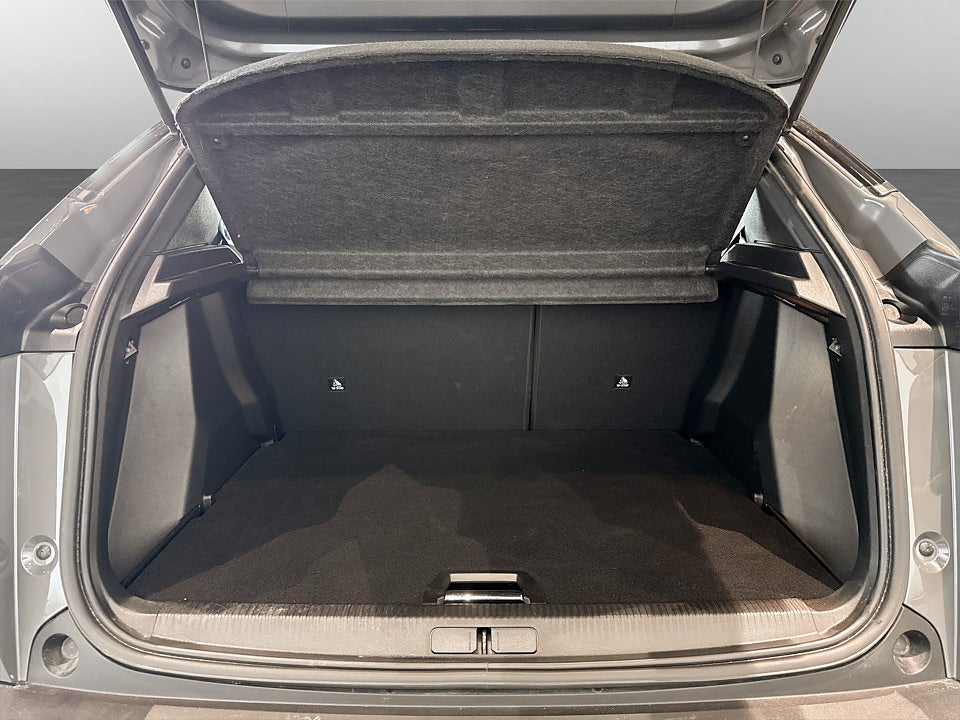 Bild på Peugeot 2008 Limited Edition 1.2 PT 130hk DRAGKROK