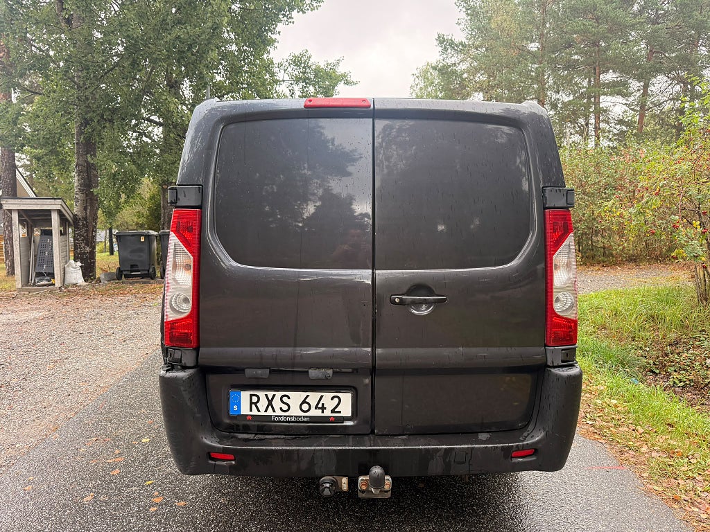 Toyota ProAce Panel Van 2.0 D-4D Automatic, 6-trins, 163ps, 2013