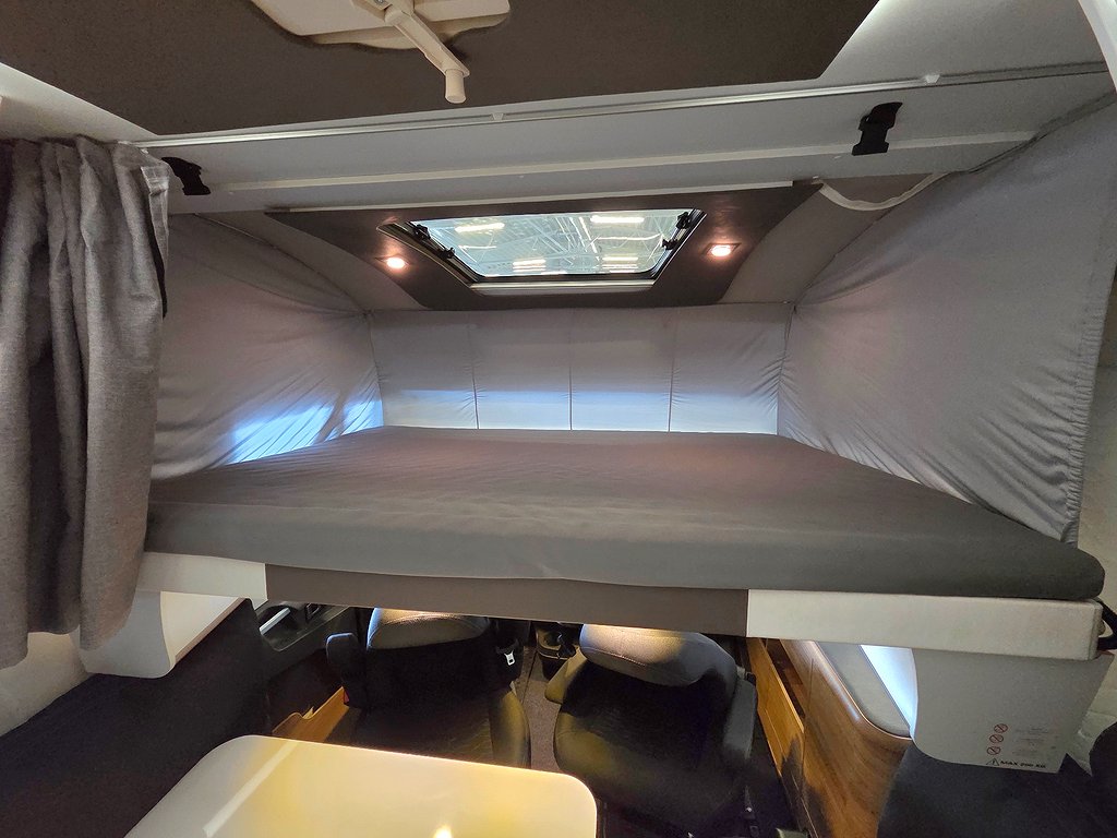 Adria Sonic Supreme 810 SC / ALDE / Auto 180hk / Ugn/Taksäng - Adria