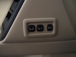 SUV Toyota Land Cruiser 19 av 27