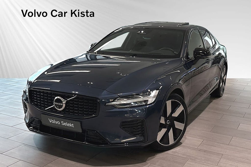 Volvo S60 Recharge T8 II Ultimate Dark Drag Pano HUD B/W
