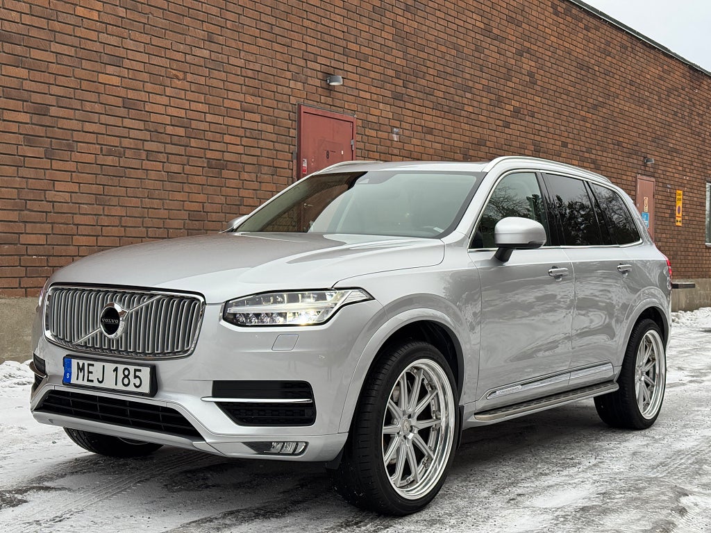Volvo XC90 D5 AWD Inscription 7-sits Dragkrok Panorama Ny Kamrem 