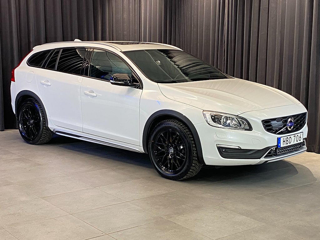 Volvo V60 Cross Country D4 AWD Geartronic Summum 