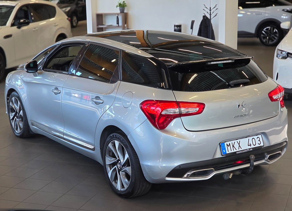Citroën DS5 2.0 HDi Automat / Panorama / Drag / Head-up /
